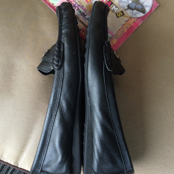 AUTHENTIC COACH LEATHER SHOES 9.5 - Picture 2 of 7